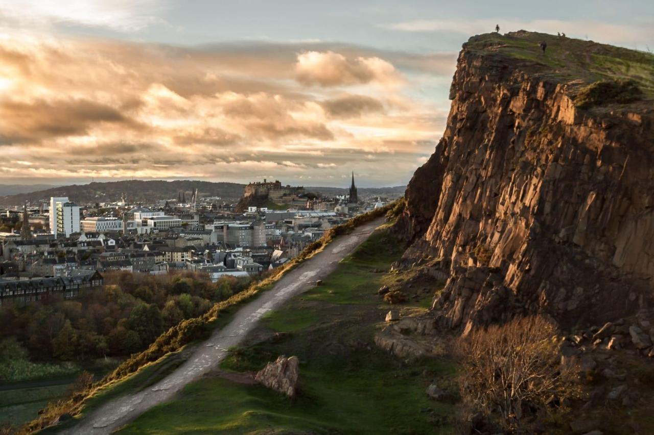 Delightful Ground Floor Double Room With En-Suite Edinburgh Exterior photo